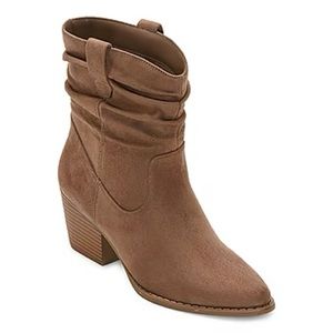 a.n.a Womens Delia Stacked Heel Slouch Boots